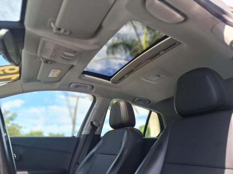 Chevrolet Tracker Premier - foto 12