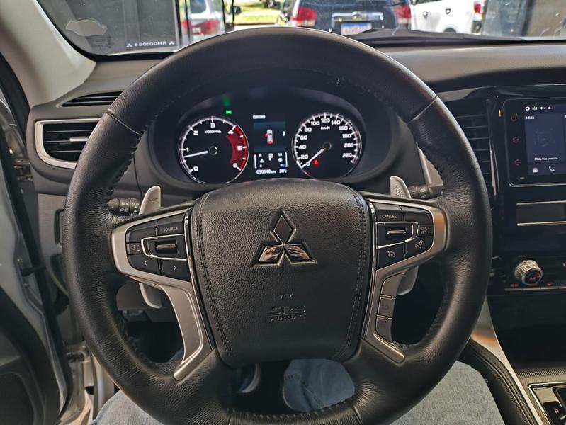 Mitsubishi Pajero Sport Hpe - foto 12