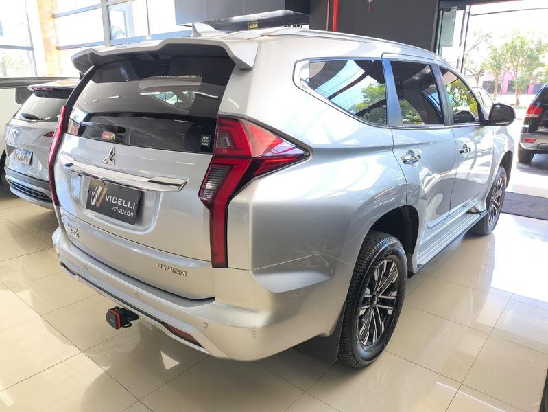 Mitsubishi Pajero Sport Hpe - foto 8