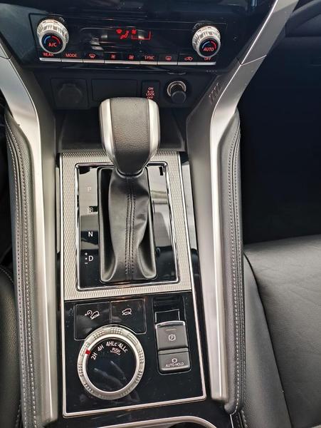 Mitsubishi Pajero Sport Hpe - foto 15