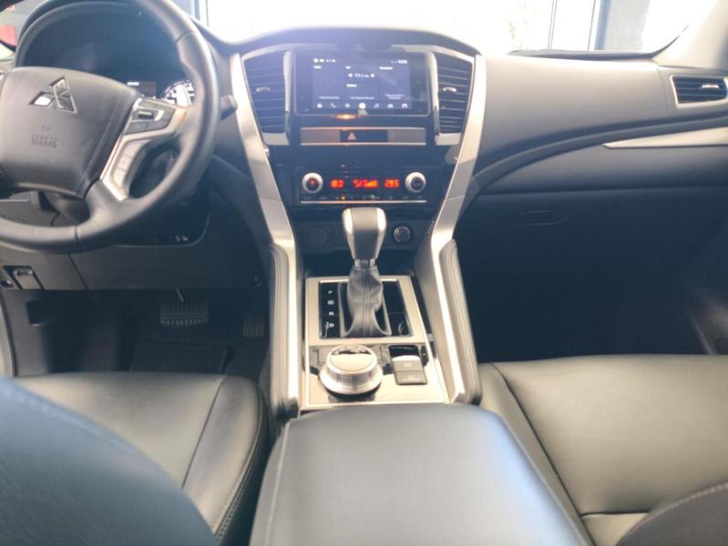 Mitsubishi Pajero Sport Hpe - foto 16