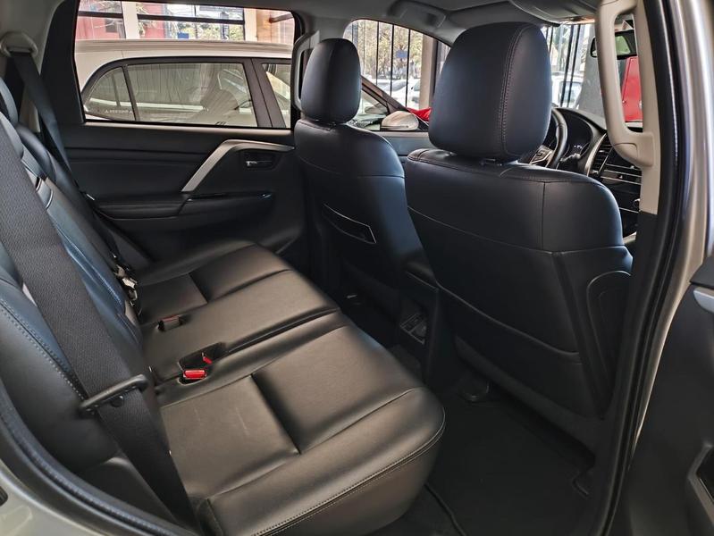 Mitsubishi Pajero Sport Hpe - foto 20