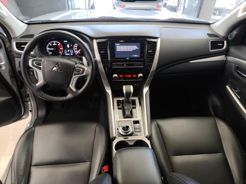 Mitsubishi Pajero Sport Hpe - foto 11