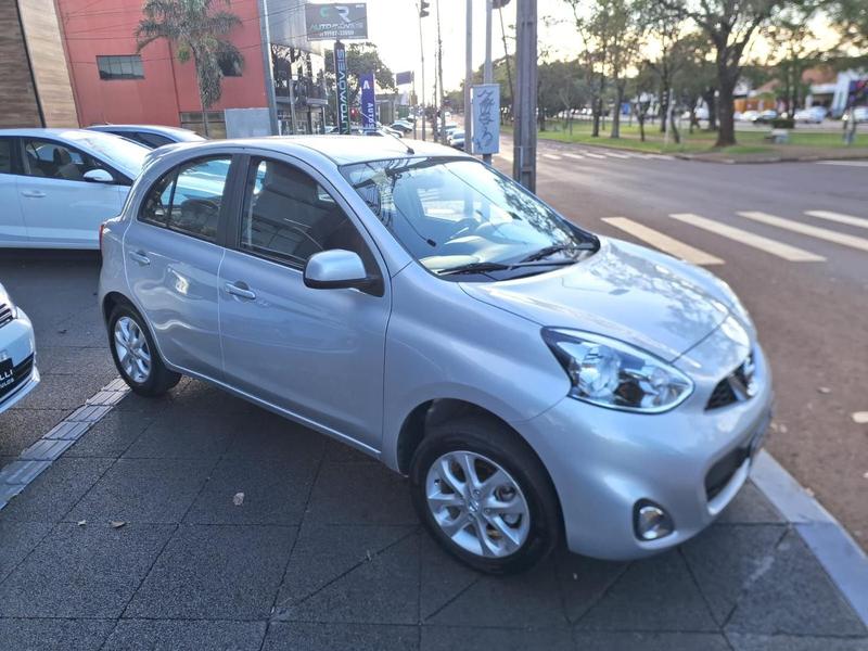 Nissan March 10sv - foto 3