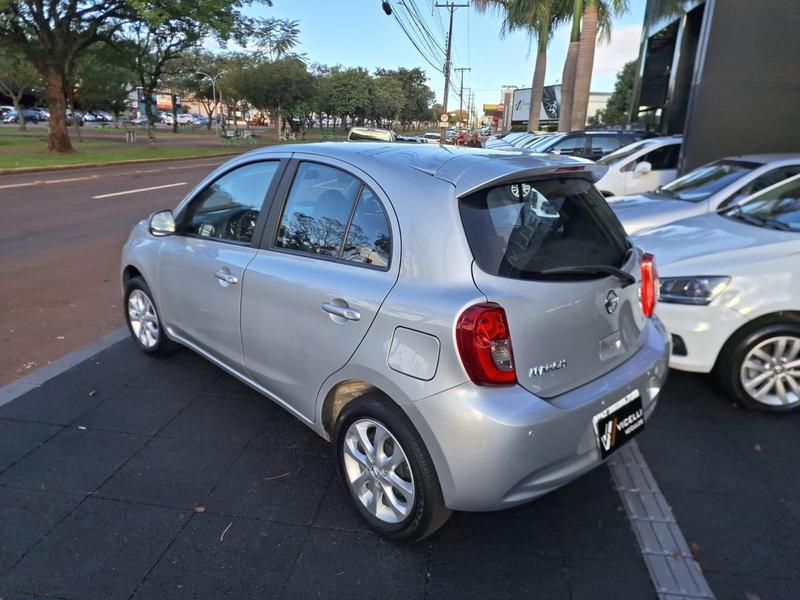 Nissan March 10sv - foto 4