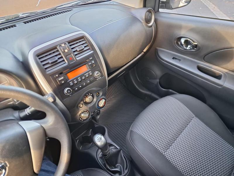 Nissan March 10sv - foto 12