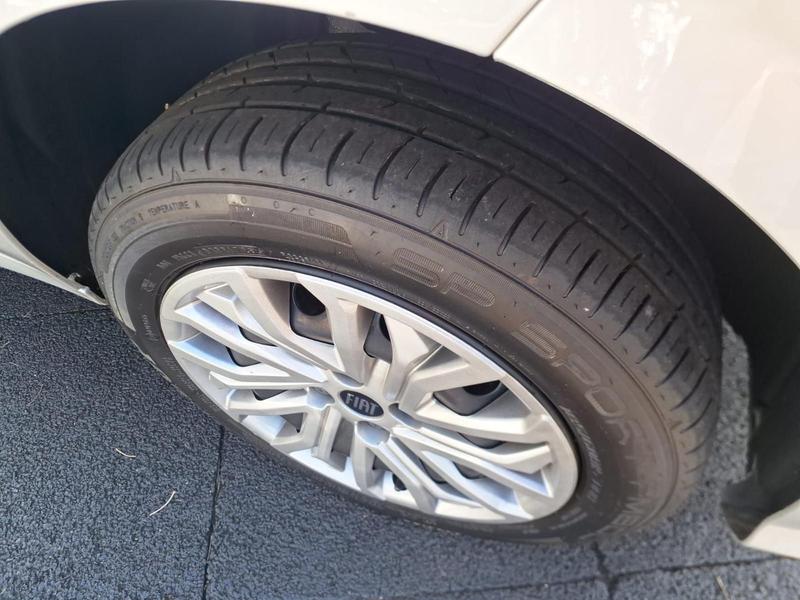 Fiat Cronos 1.0 6V Flex - foto 8