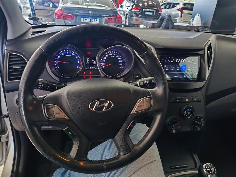 Hyundai HB20S Premium 1.6 Flex 16V Mec 4P - foto 14