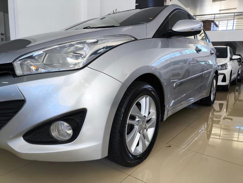 Hyundai HB20S Premium 1.6 Flex 16V Mec 4P - foto 5