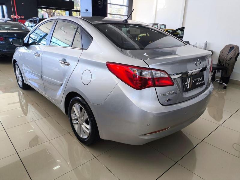 Hyundai HB20S Premium 1.6 Flex 16V Mec 4P - foto 6
