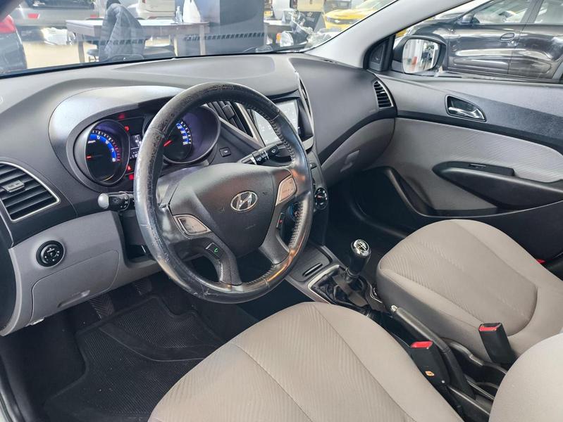 Hyundai HB20S Premium 1.6 Flex 16V Mec 4P - foto 11