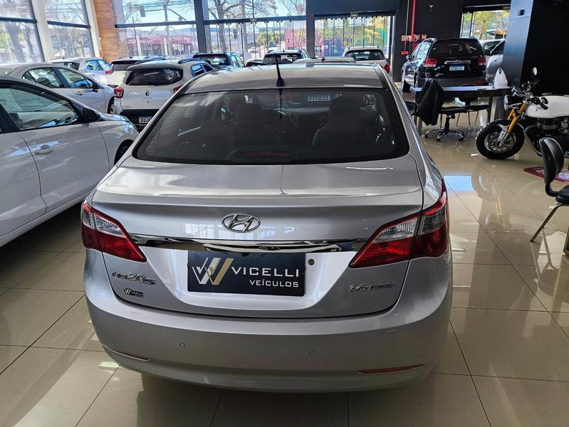 Hyundai HB20S Premium 1.6 Flex 16V Mec 4P - foto 7