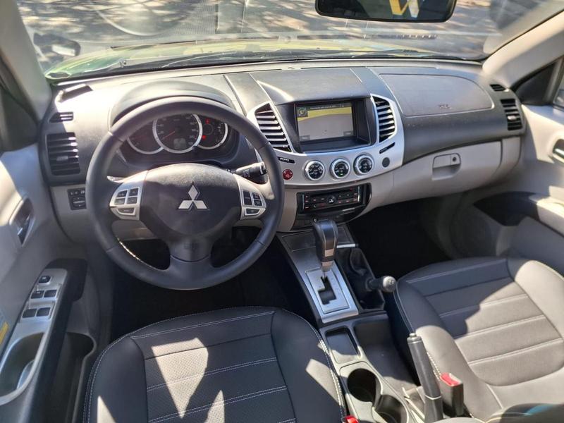 Mitsubishi L200 Triton Hpe D - foto 12