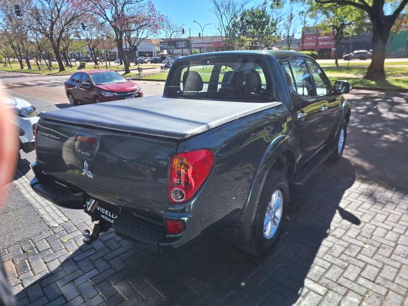 Mitsubishi L200 Triton Hpe D - foto 8