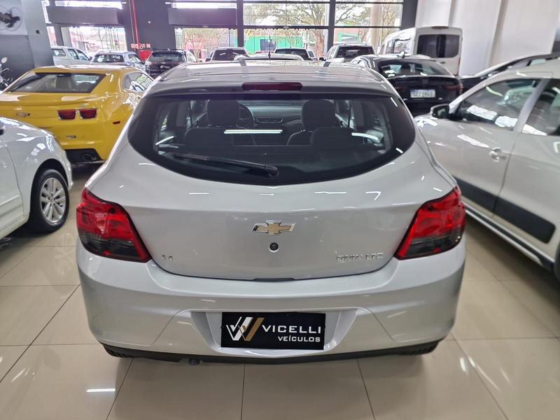 Chevrolet Onix 1 4mt LTZ - foto 5