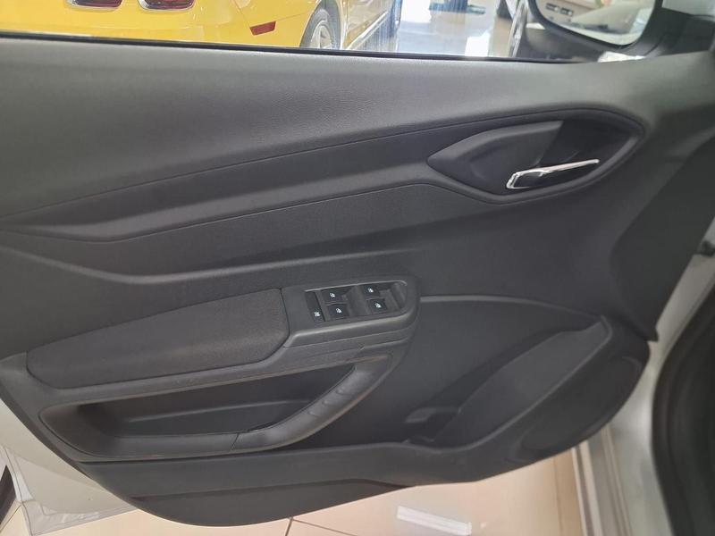 Chevrolet Onix 1 4mt LTZ - foto 18
