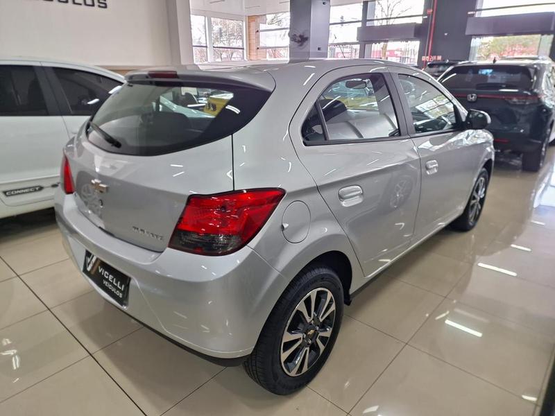 Chevrolet Onix 1 4mt LTZ - foto 6