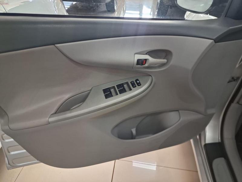 Toyota Corolla GLi 1.8 Flex - foto 18