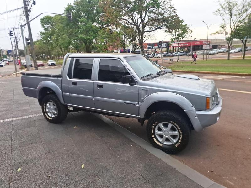 Mitsubishi L200 - foto 4