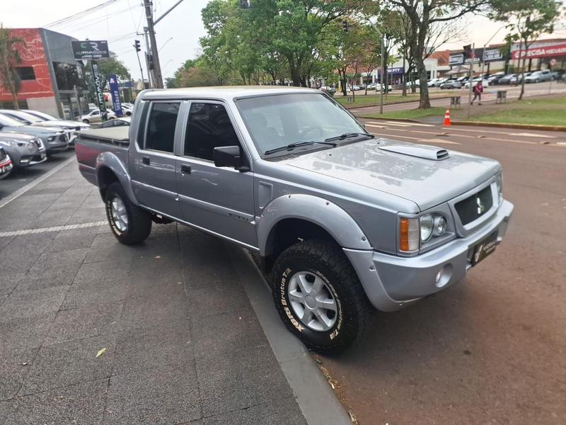 Mitsubishi L200 - foto 3