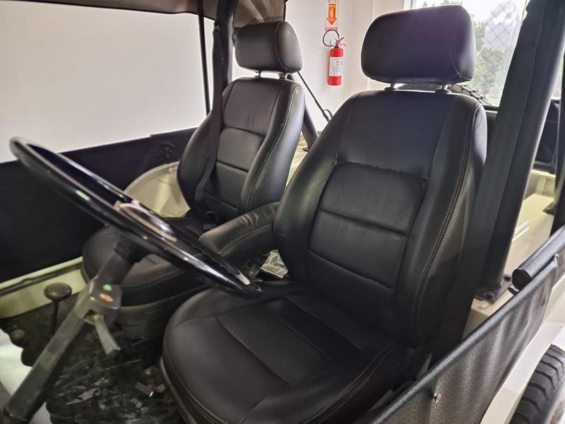 Ford Jeep - foto 18