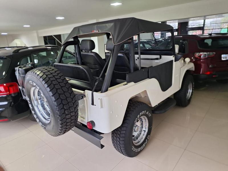 Ford Jeep - foto 7
