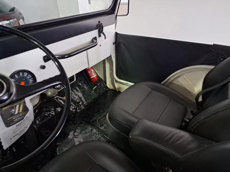 Ford Jeep - foto 13