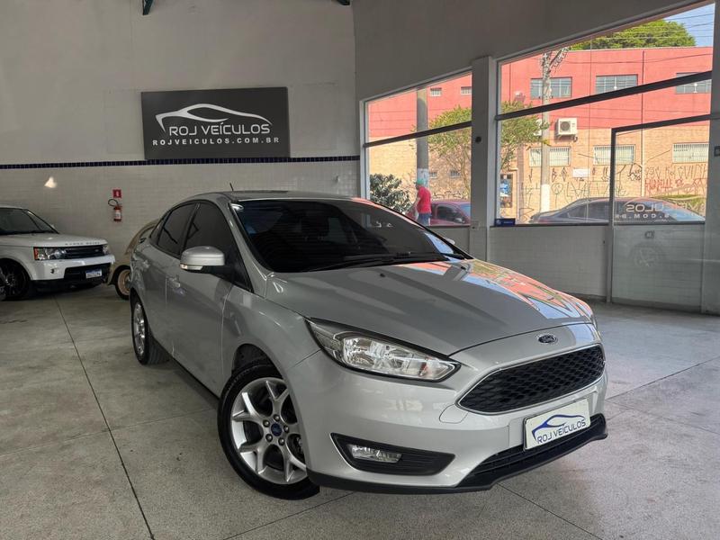 FORD FOCUS 2.0 SE 16V FLEX 4P POWERSHIFT