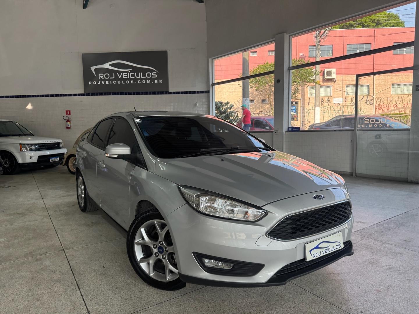 FORD FOCUS 2.0 SE 16V FLEX 4P POWERSHIFT