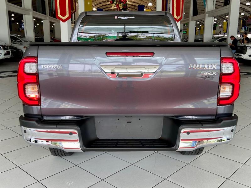 Toyota Hilux Cd Srx 4X4 28 TDI 16V Diesel Automático - foto 5