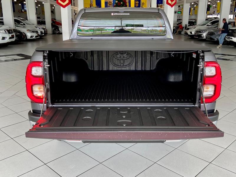 Toyota Hilux Cd Srx 4X4 28 TDI 16V Diesel Automático - foto 8