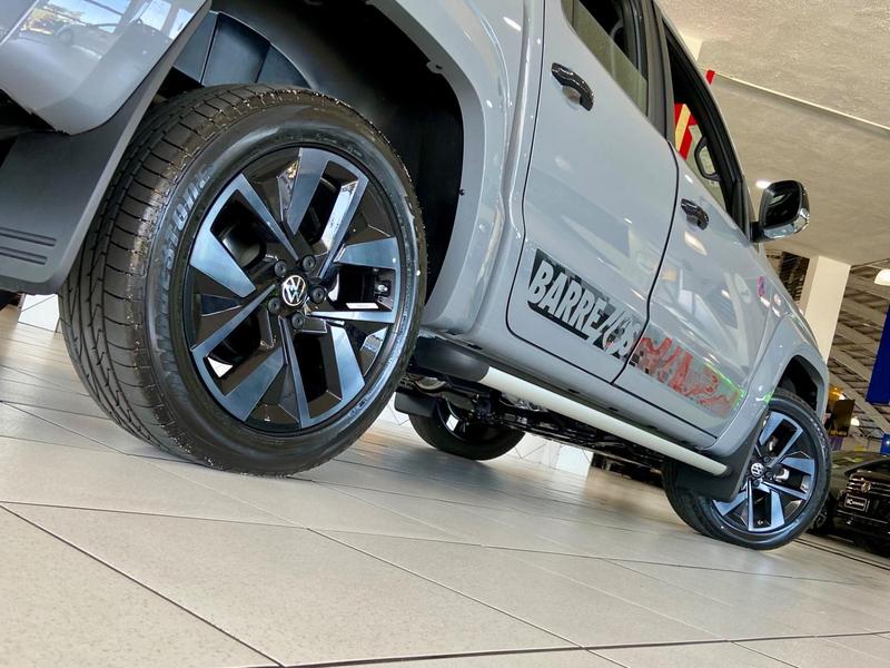Volkswagen Amarok Extreme Cd 3.0 4X4 Tb Dies Automático - foto 11