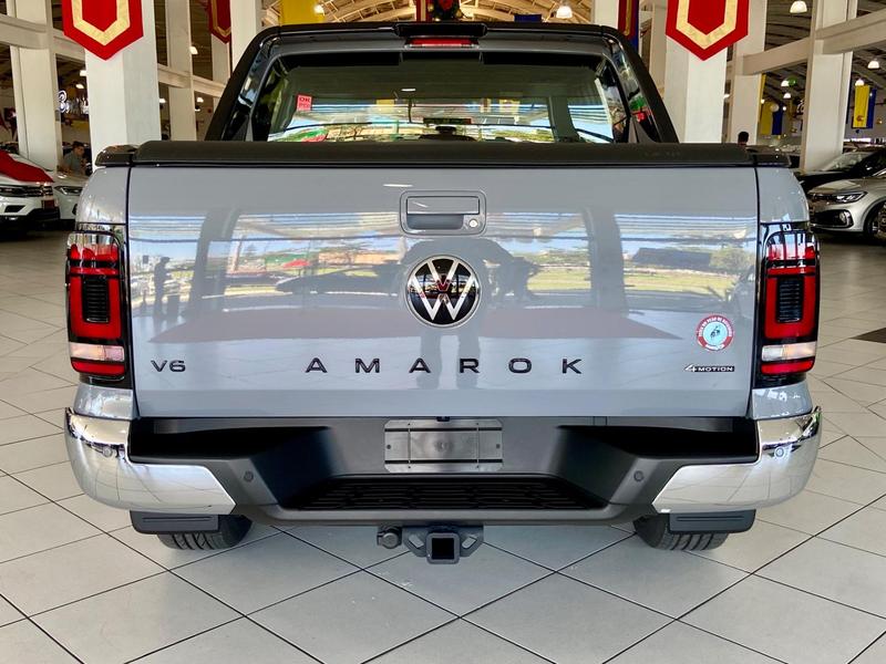 Volkswagen Amarok Extreme Cd 3.0 4X4 Tb Dies Automático - foto 5