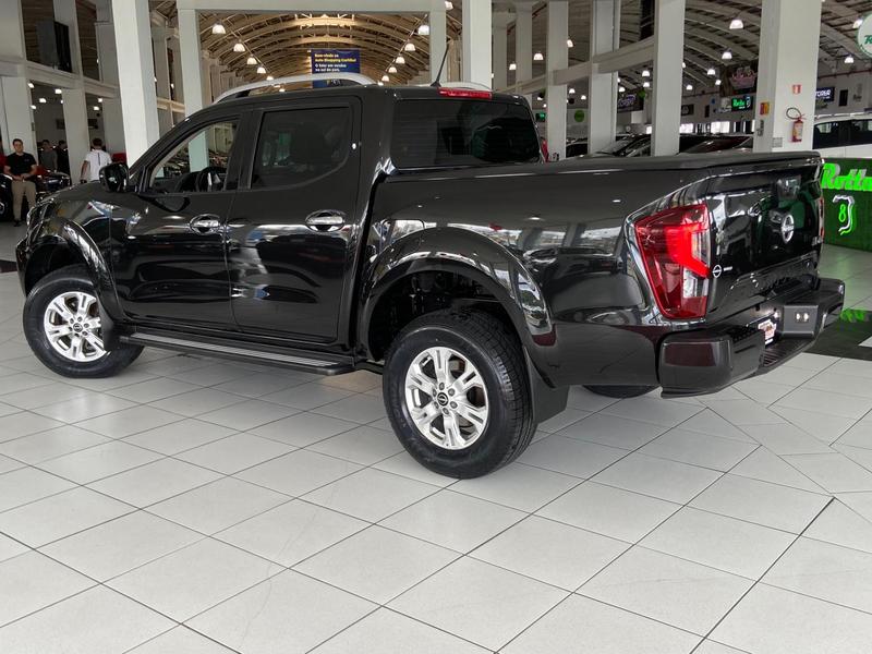 Nissan Frontier Xe Cd 4X4 23 Bi Tb Automático - foto 6