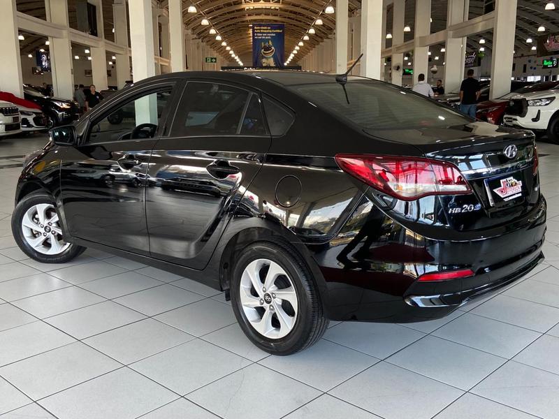 Hyundai HB20S Comfort Plus 1.6 16V Flex Automático - foto 6