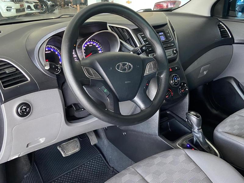 Hyundai HB20S Comfort Plus 1.6 16V Flex Automático - foto 14