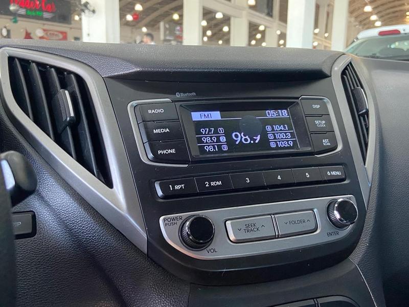 Hyundai HB20S Comfort Plus 1.6 16V Flex Automático - foto 16
