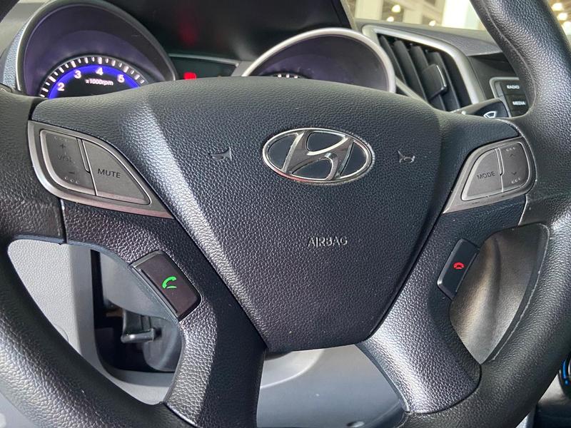 Hyundai HB20S Comfort Plus 1.6 16V Flex Automático - foto 15