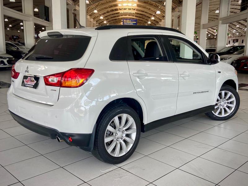 Mitsubishi ASX 2.0 16V 4X4 160cv Automático - foto 4