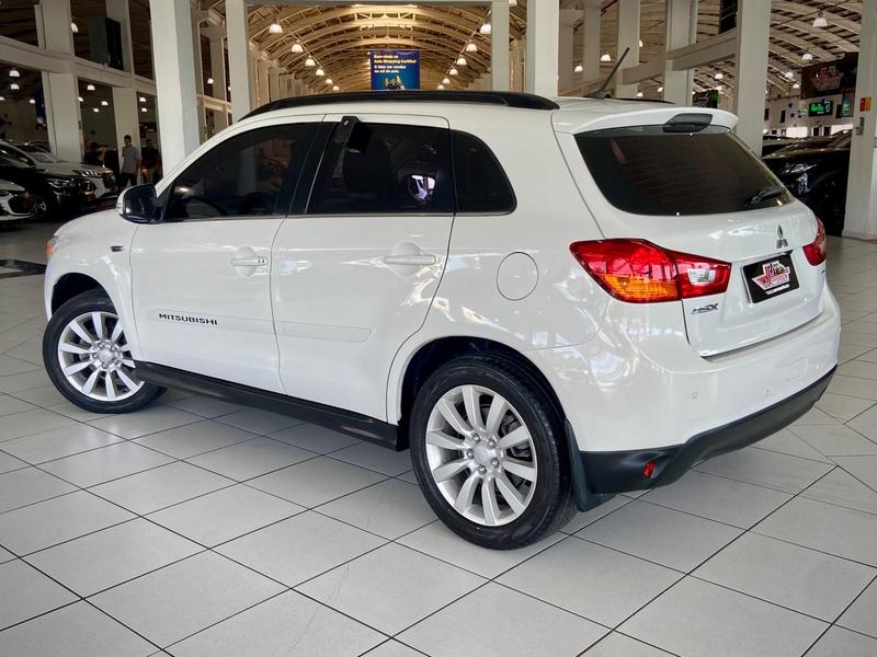Mitsubishi ASX 2.0 16V 4X4 160cv Automático - foto 6