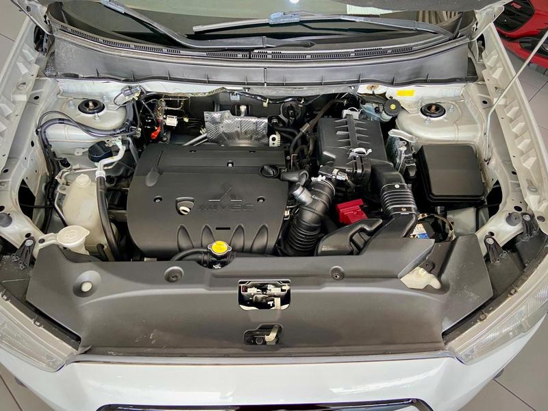 Mitsubishi ASX 2.0 16V 4X4 160cv Automático - foto 9