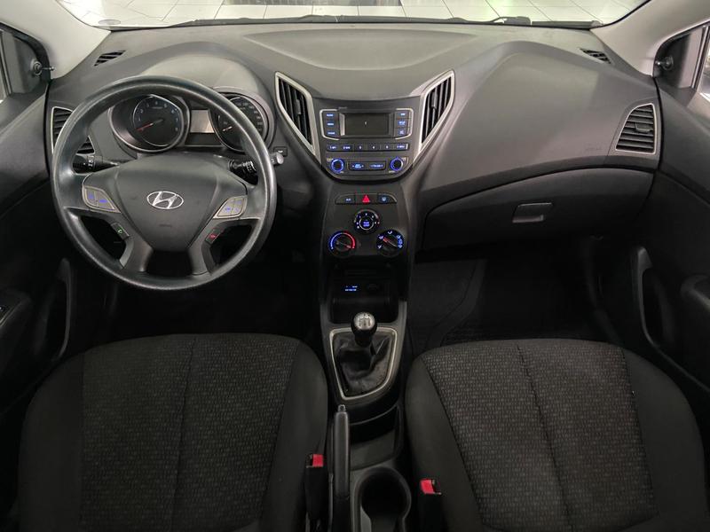 Hyundai HB20 Unique 1.0 Flex 12V Mec - foto 12