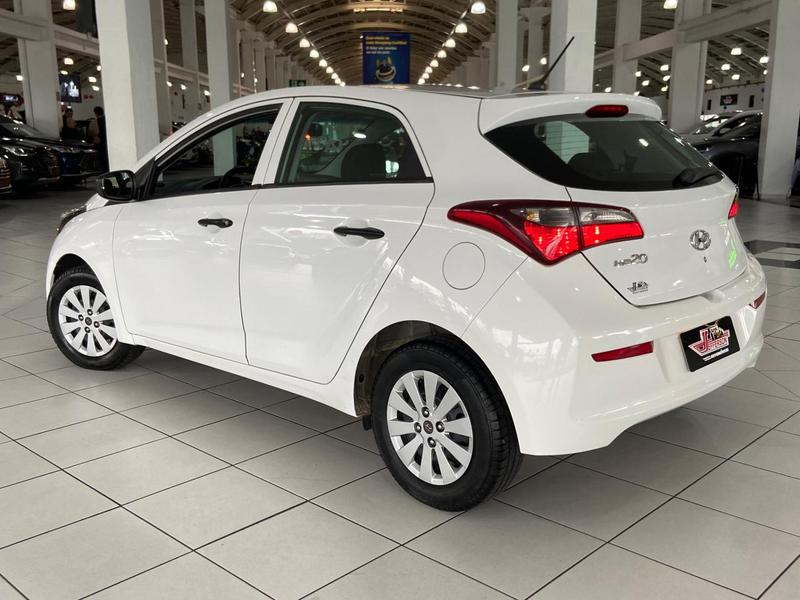 Hyundai HB20 Unique 1.0 Flex 12V Mec - foto 6