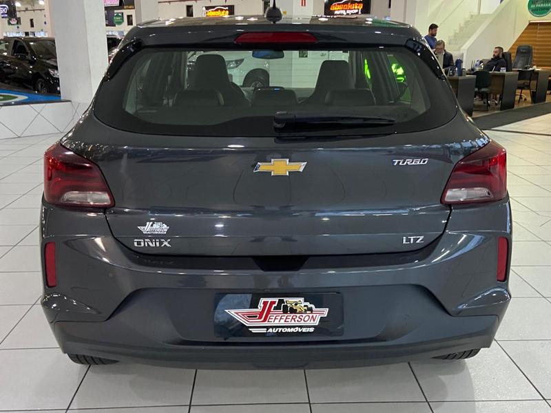 Chevrolet Onix Hatch LTZ 1.0 12V Tb Flex 5P Automático - foto 5