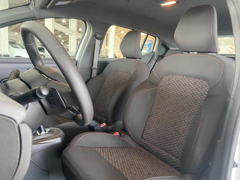 Renault Kardian Evolut Flex 1.0 Tb 12V 5P Automático - foto 9