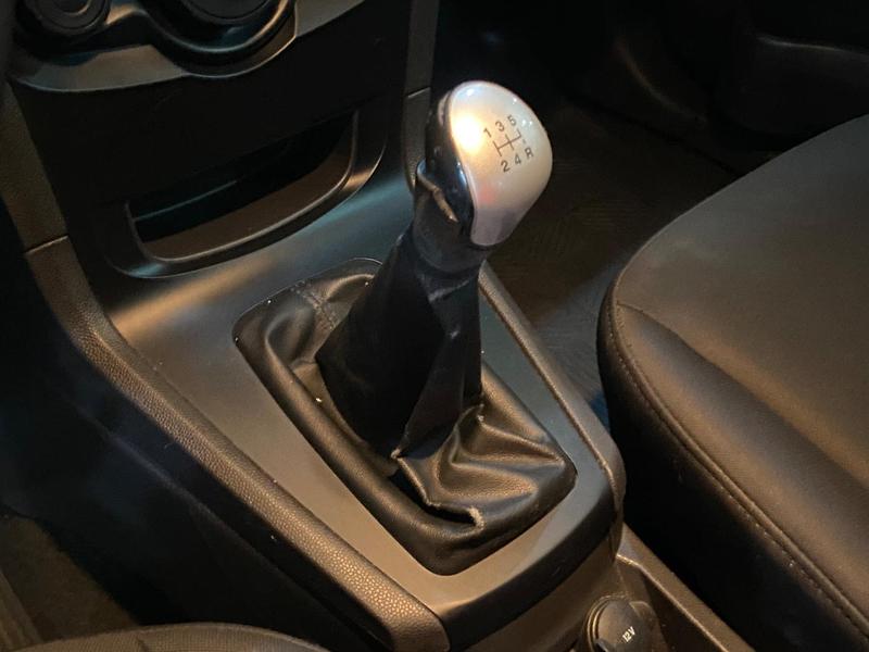 Ford Fiesta Sedan Se 1.6 16V 4 P Flex - foto 18