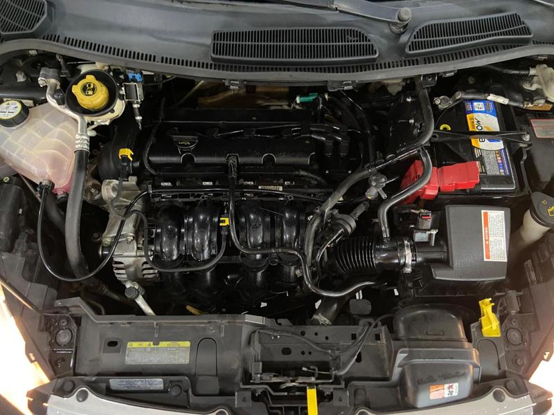 Ford Fiesta Sedan Se 1.6 16V 4 P Flex - foto 7