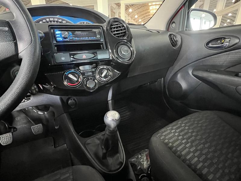 Toyota Etios 13 X 16V Flex 4P Manual - foto 19