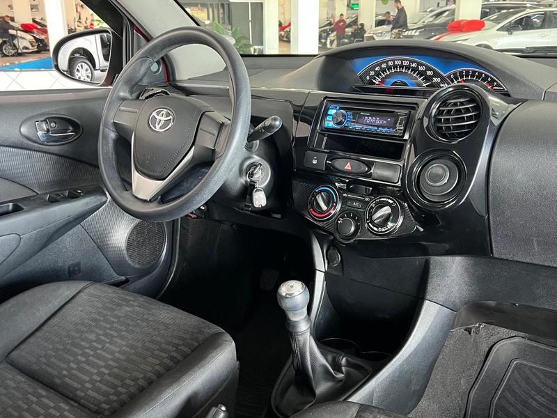 Toyota Etios 13 X 16V Flex 4P Manual - foto 11