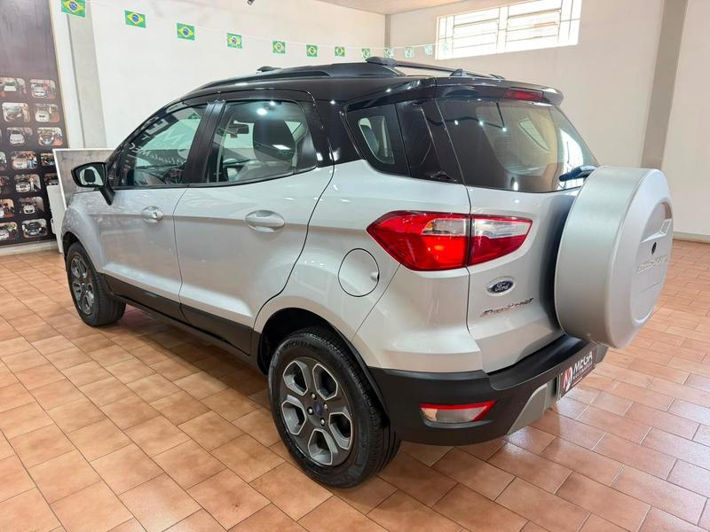 Ford EcoSport Freestyle 1.5 12V Flex 5P Aut. - foto 2
